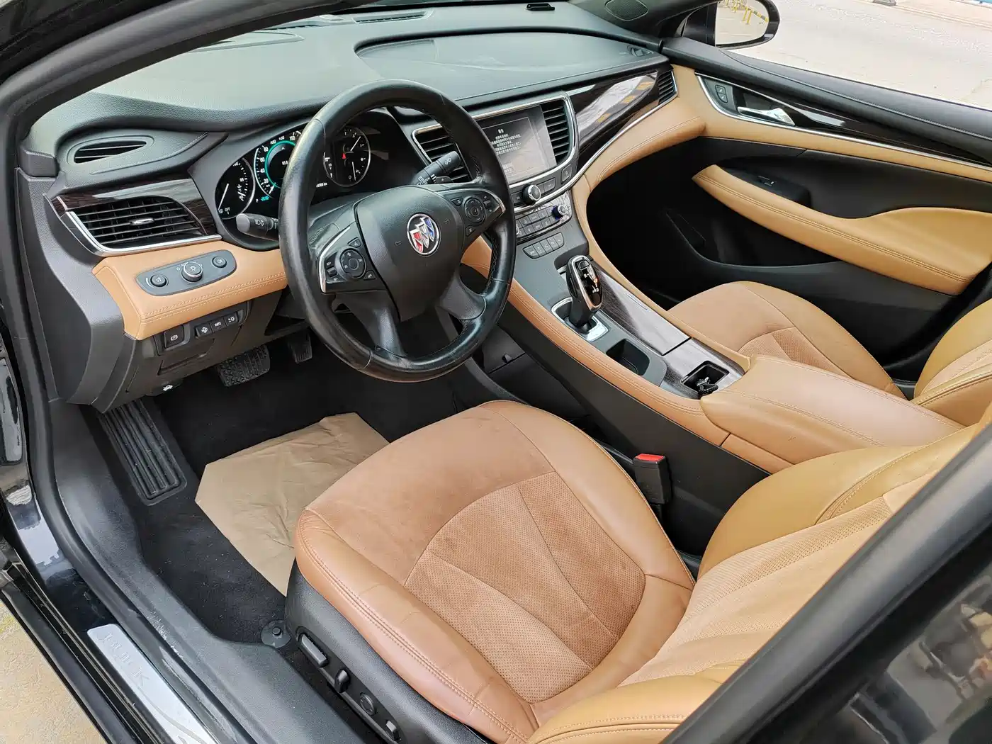 Buick LaCrosse 2018 Model 20T Luxury Edition фото 7