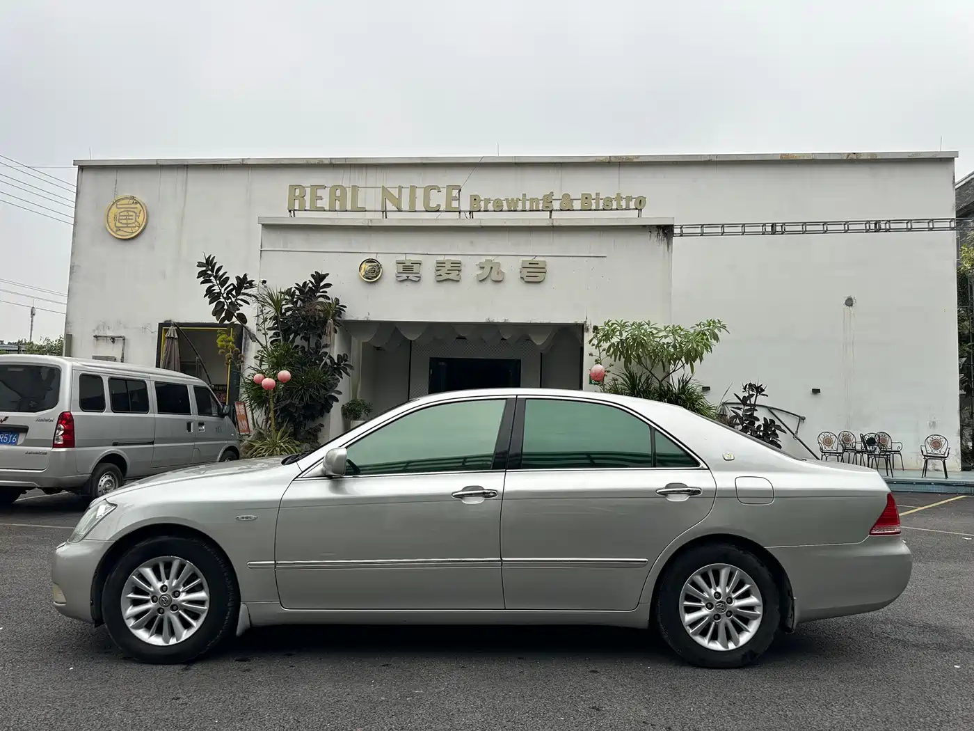 Toyota Crown 2005 Model 3.0L Royal фото 8