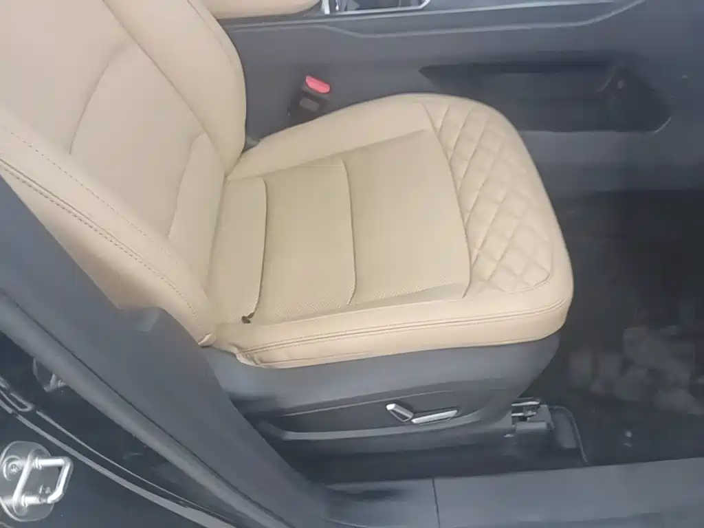 Geely Haoyue L 2023 2023 2.0T DCT Flagship