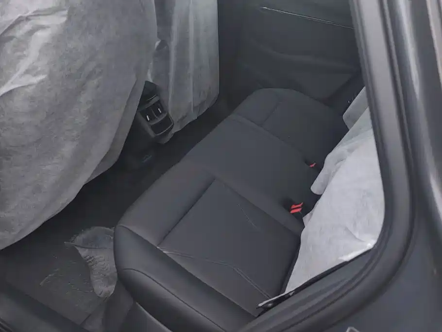 Volkswagen Unique 06 2026 2025 Pure
