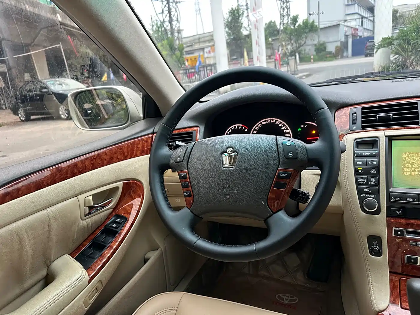 Toyota Crown 2005 Model 3.0L Royal фото 20