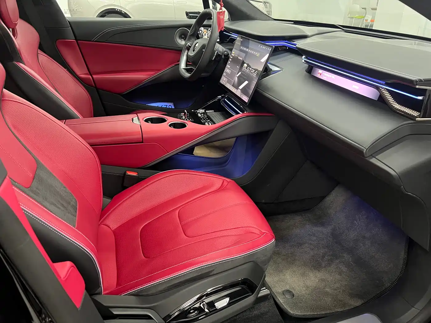 LOTUS SPORTS CAR ELETRE