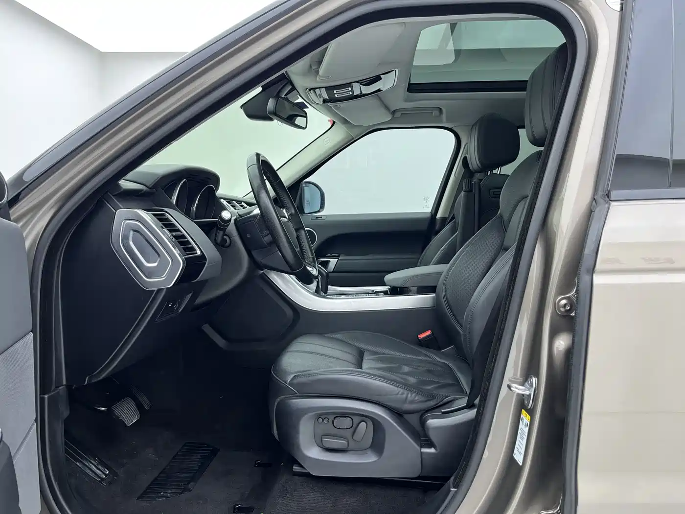Land Rover Range Rover Sport 2015 3.0 SC V6 HSE фото 10