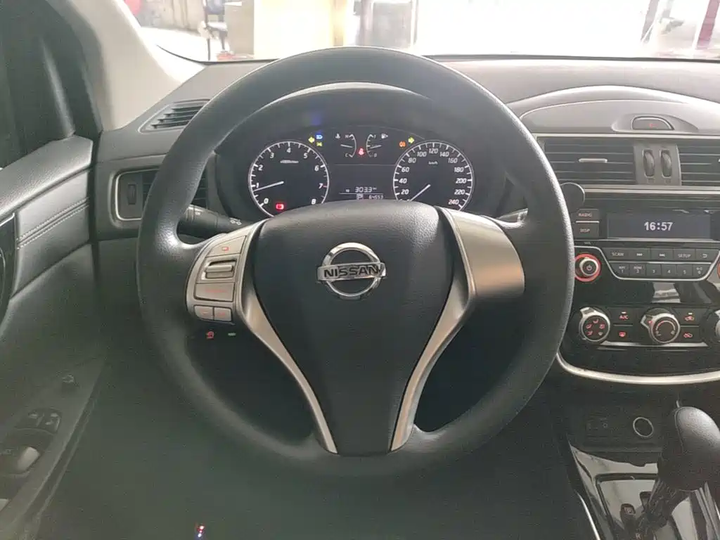 Nissan Tiida 2024 2024 1.6L CVT Cool Sport Edition