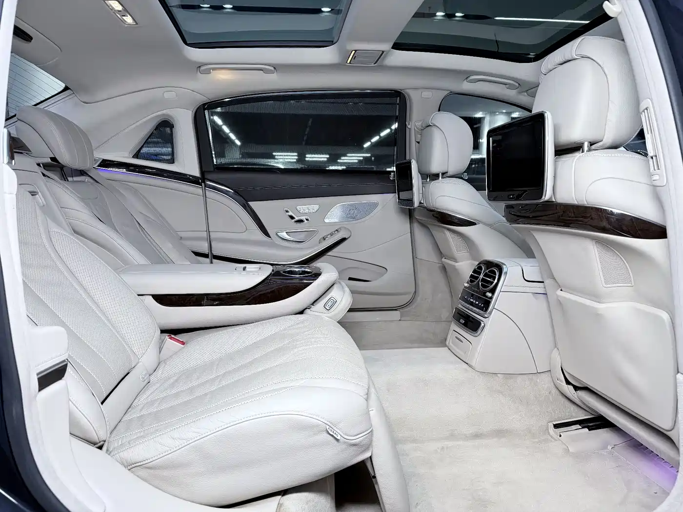 Mercedes-Benz Maybach S-Class 2015 S 400 4MATIC фото 13