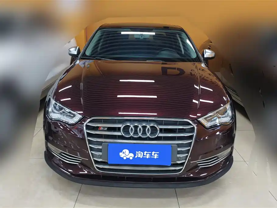 Audi A3 2016 Limousine 35 TFSI Leadership фото 2