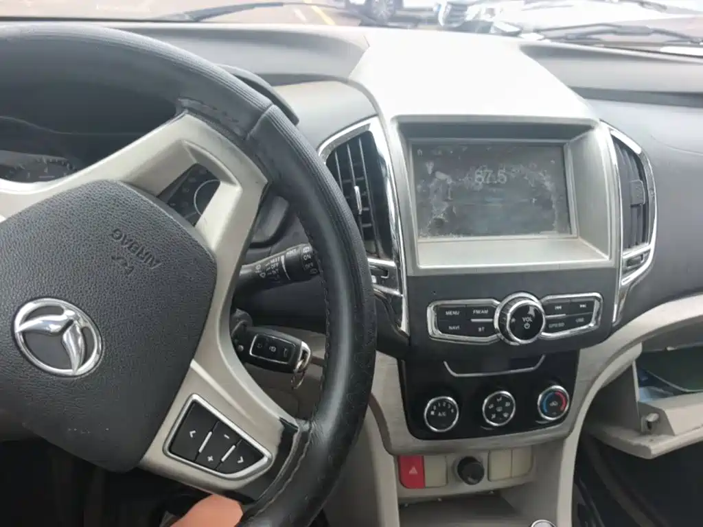 Фото 10 - BAIC Huansu H3
