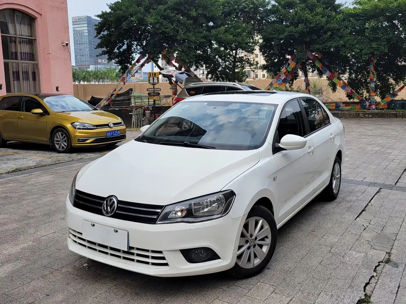 Фото 1 - Volkswagen Jetta