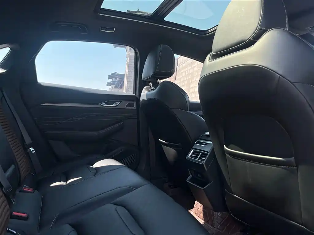 GEELY AUTOMOBILE XINGRUI