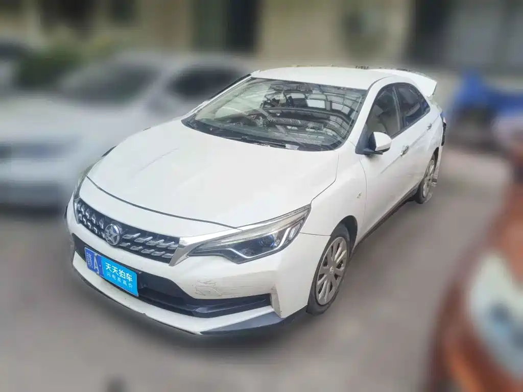 Venucia D60 2019 1.6L Entry Manual Fashion Edition