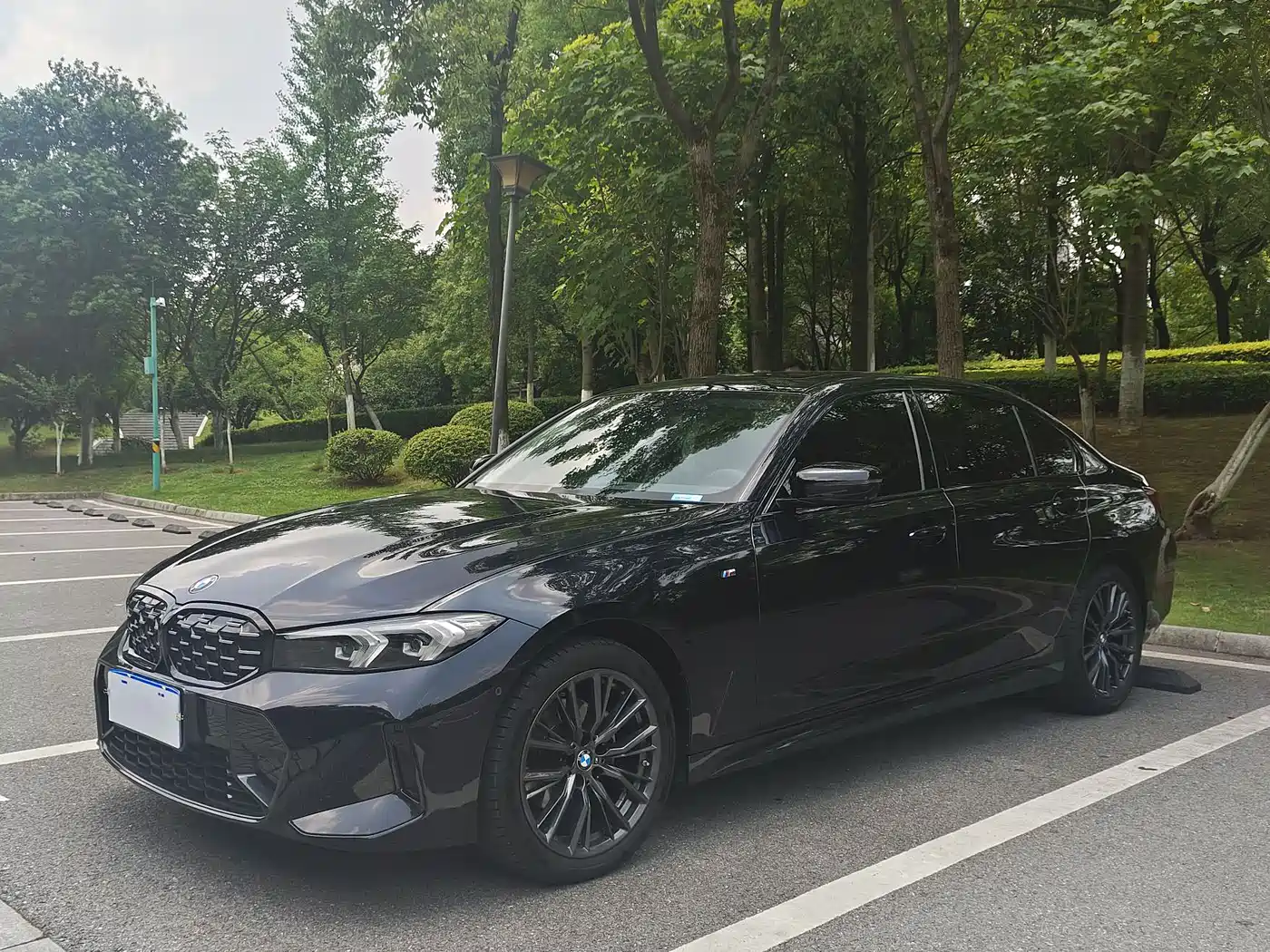 BMW 3 Series 2024 325Li M Sport Shadowline Package