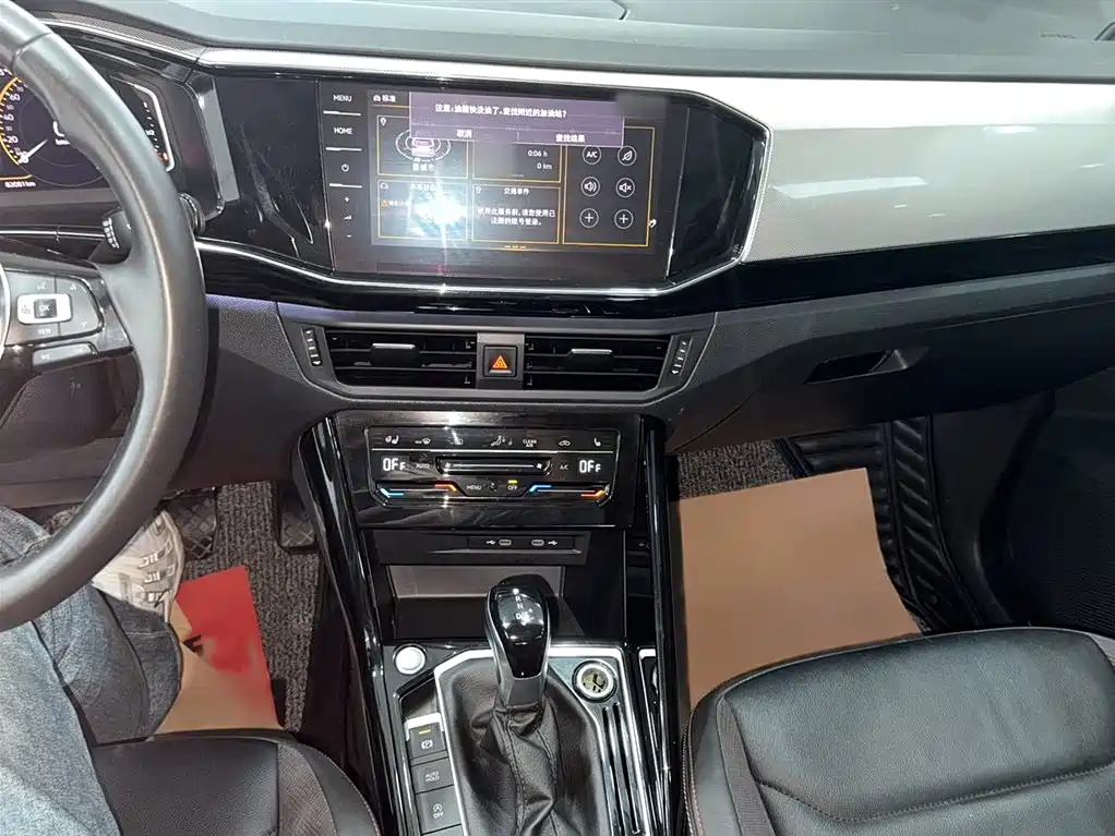 Volkswagen Tayron 2021 330TSI 2WD Luxury Smart Connect Plus фото 2