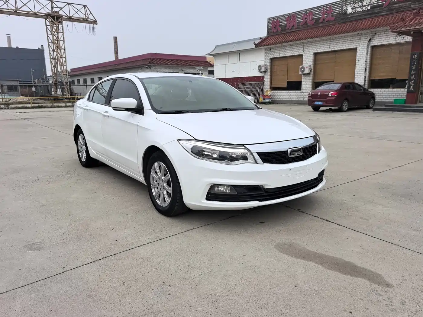 Qoros 3 2019 2018 Sedan 1.6L Auto Leading