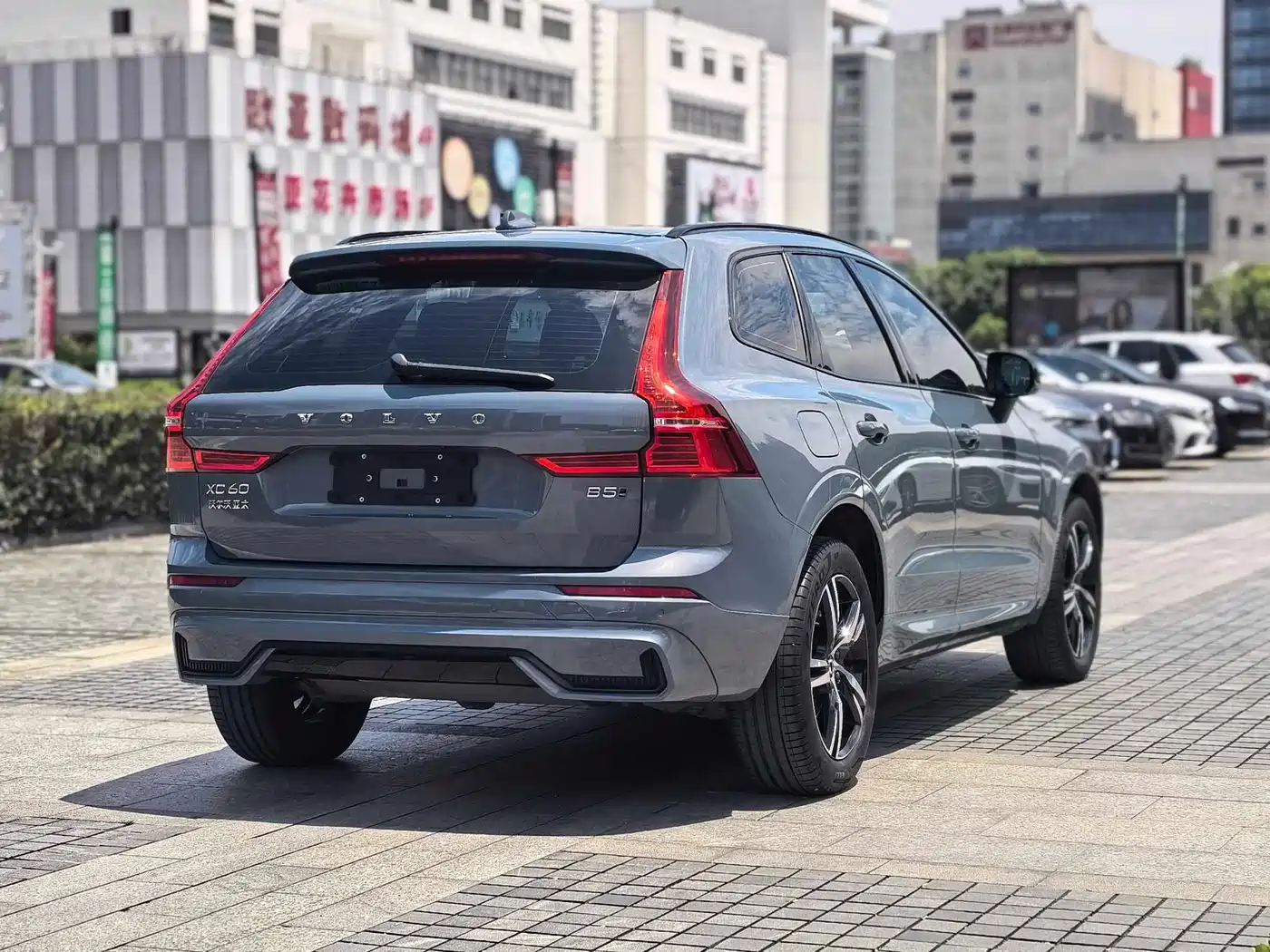 VOLVO XC60