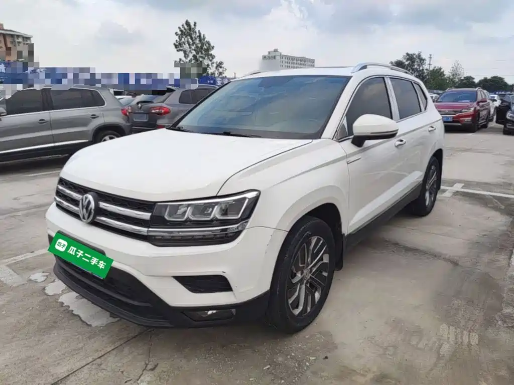 Фото 2 - Volkswagen Tharu