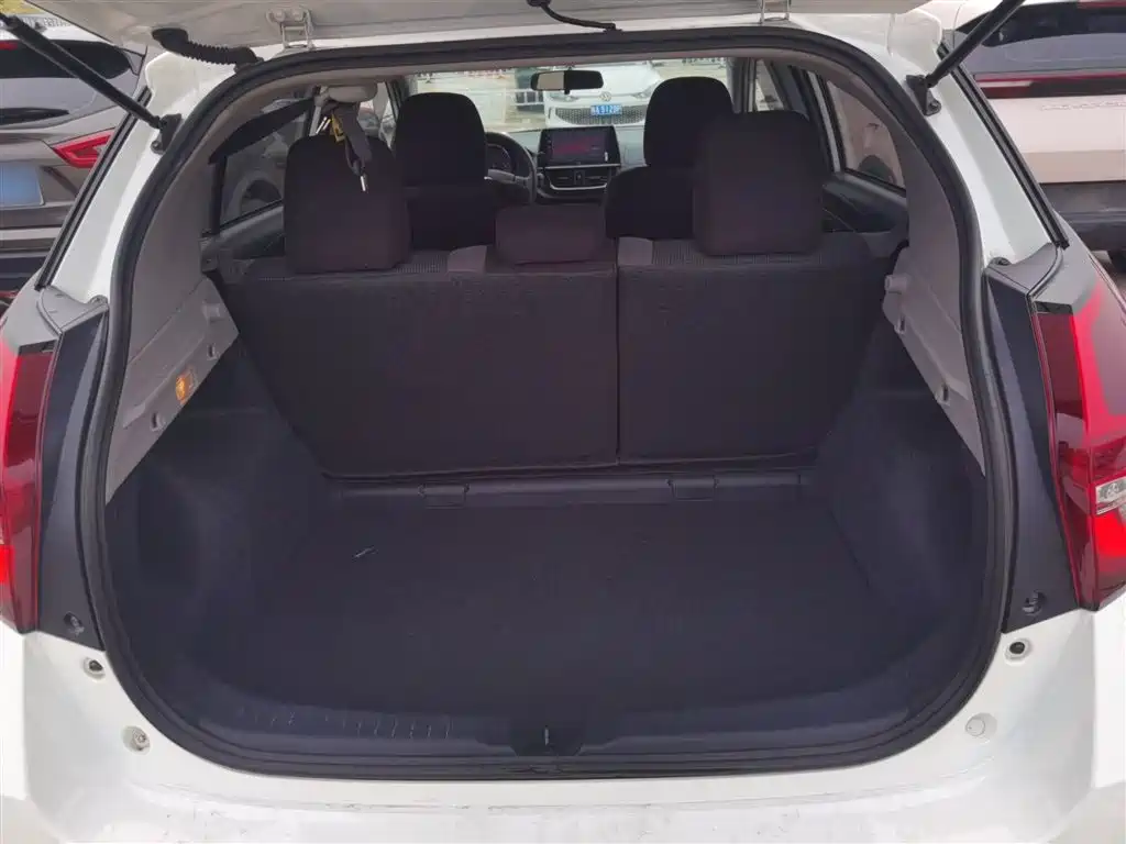 Toyota Vios FS 2021 1.5L CVT Fengchi Edition фото 16