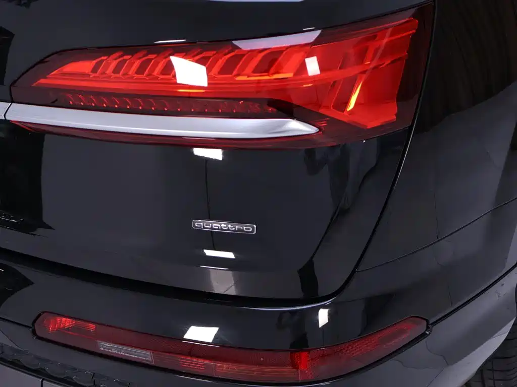 Audi Q7 2026 2025 55 TFSI quattro S line Sport