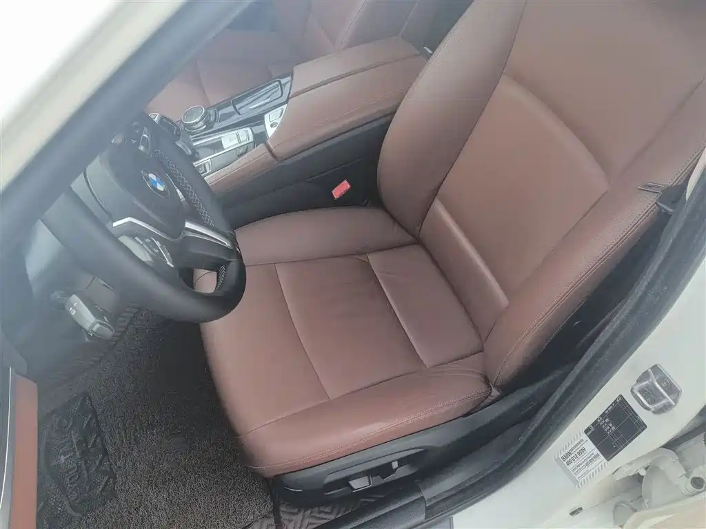 BMW 5 Series 2014 520Li Elegance фото 8