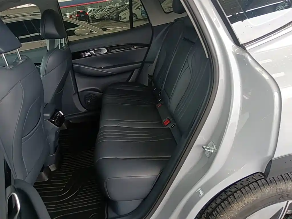 Geely Galaxy Galaxy E5 2024 2024 530km Explore+ Edition