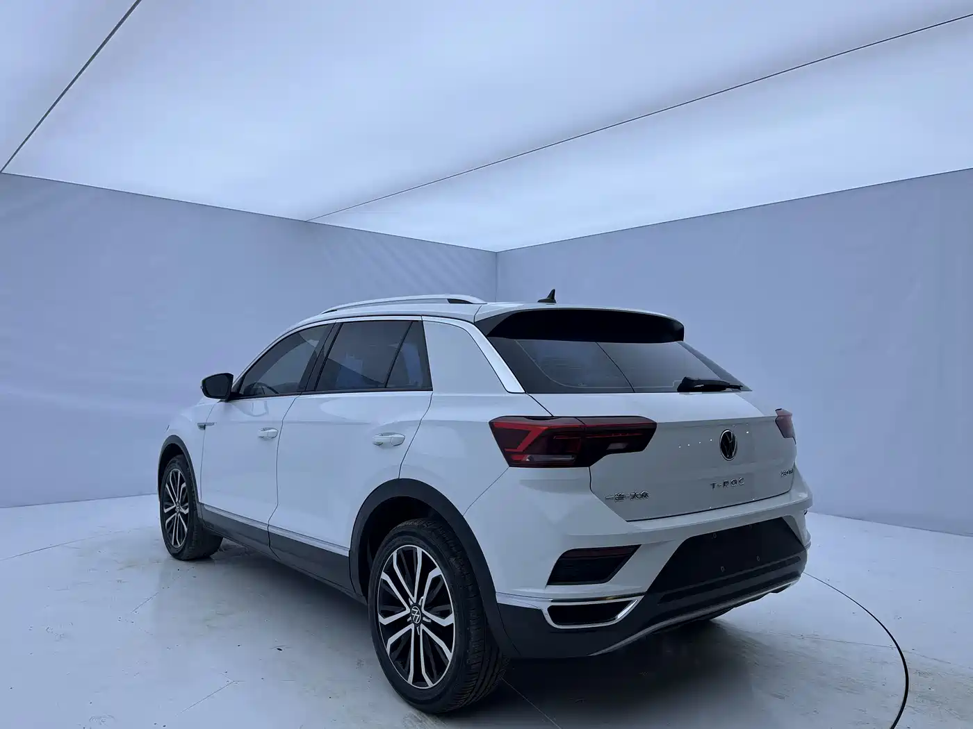 VOLKSWAGEN T ROC EXPLORING SONGS