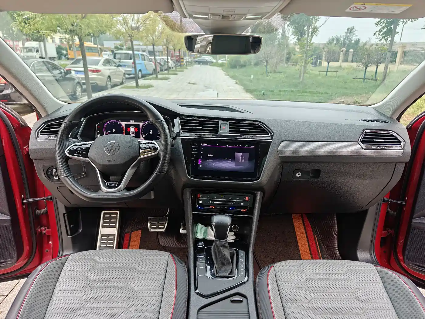 Volkswagen Tiguan X 2021 330TSI 2WD Prestige Flagship фото 16