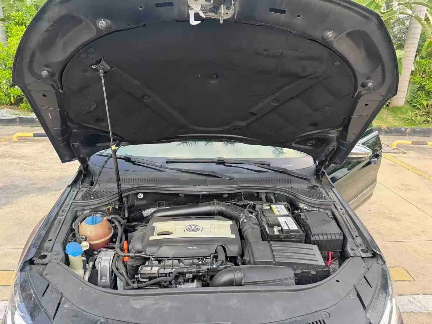 Volkswagen FAW-Volkswagen CC 2015 2.0TSI Supreme Edition фото 9