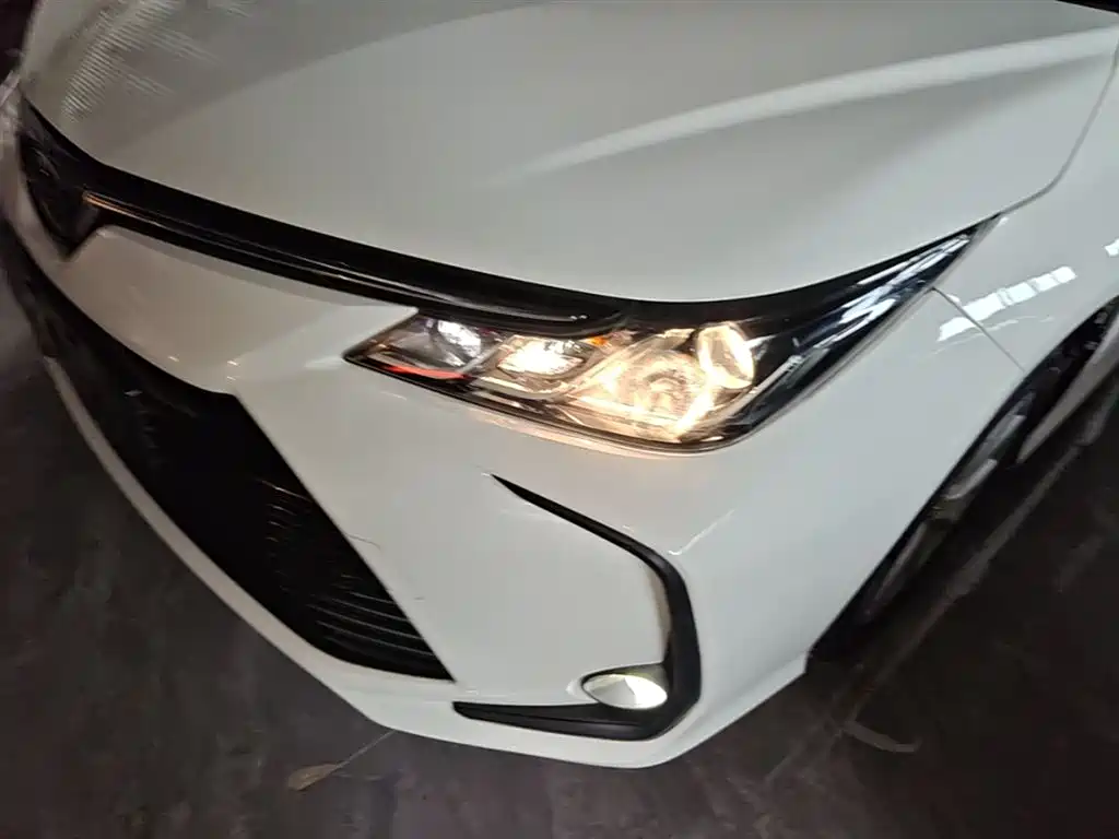 Toyota Corolla 2021 1.2T S-CVT Elite PLUS Edition фото 24