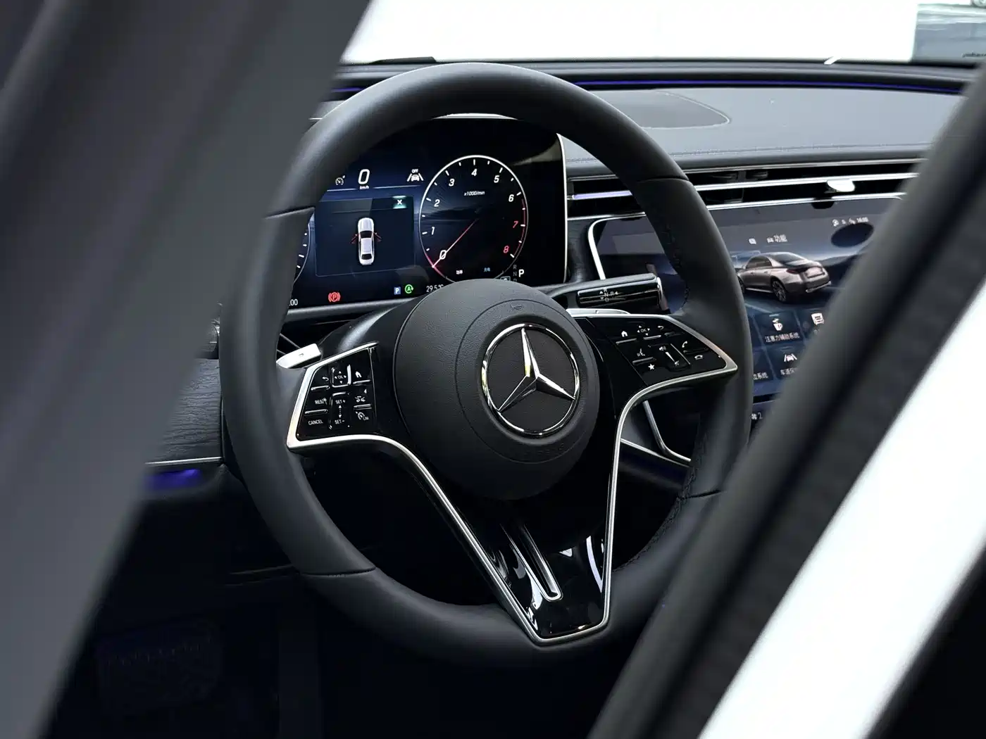 Mercedes-Benz E-Class (Import) 2026 E 260 Sport Edition фото 4