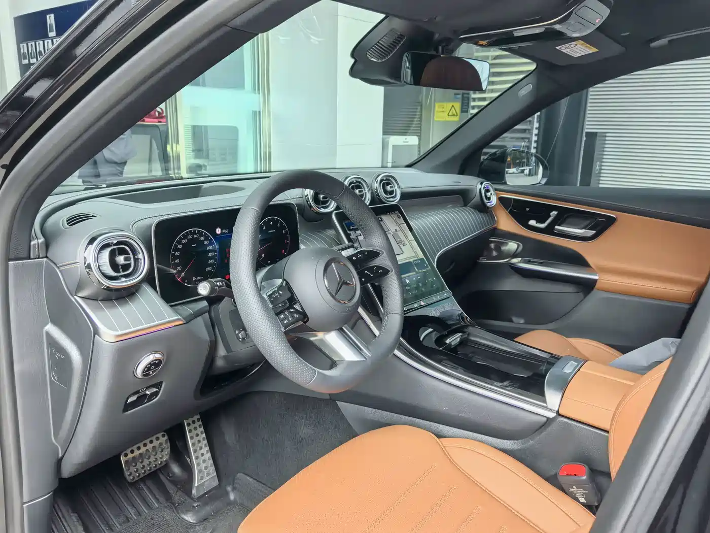 Mercedes-Benz GLC 2026 2026 GLC 300 L 4MATIC Luxury 5-Seater