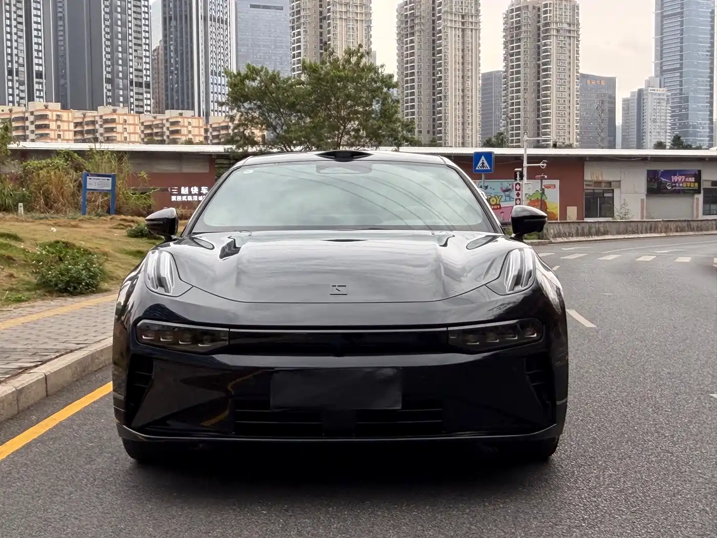 ZEEKR EXTREME KRYPTON 001