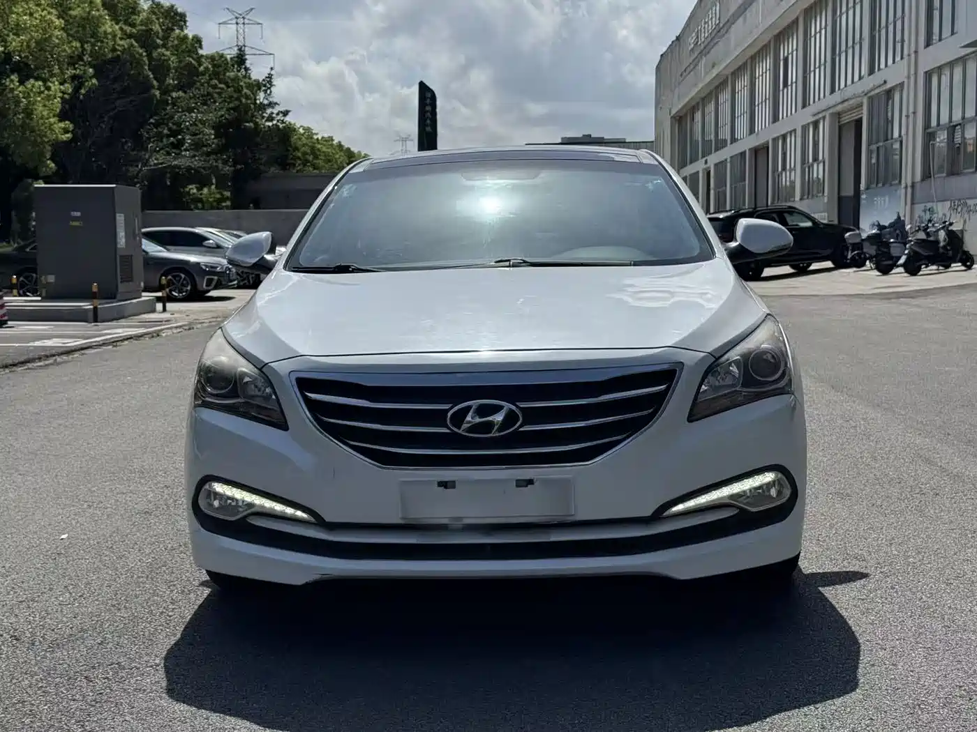 Hyundai Mistra 2014 1.8L Auto Smart GLS фото 2