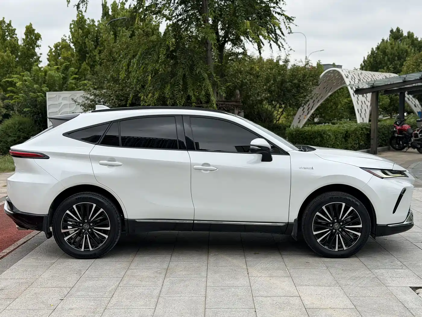 Photo 4 - Toyota Venza