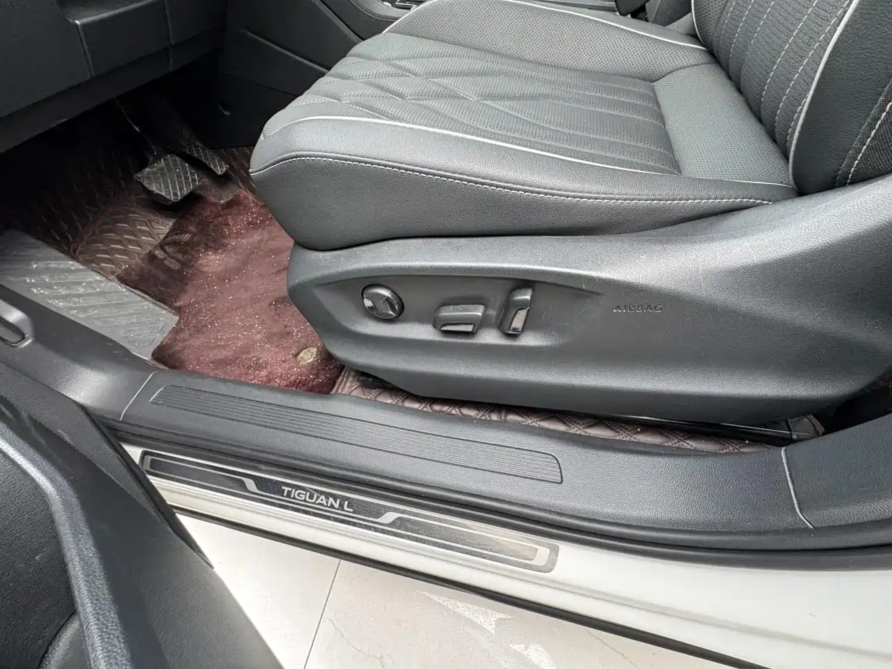 Volkswagen Tiguan L 2022 330TSI Automatic 2WD Comfort Edition фото 5