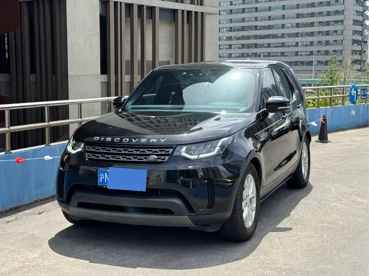 Land Rover Discovery 2017 3.0 SC V6 SE фото 2