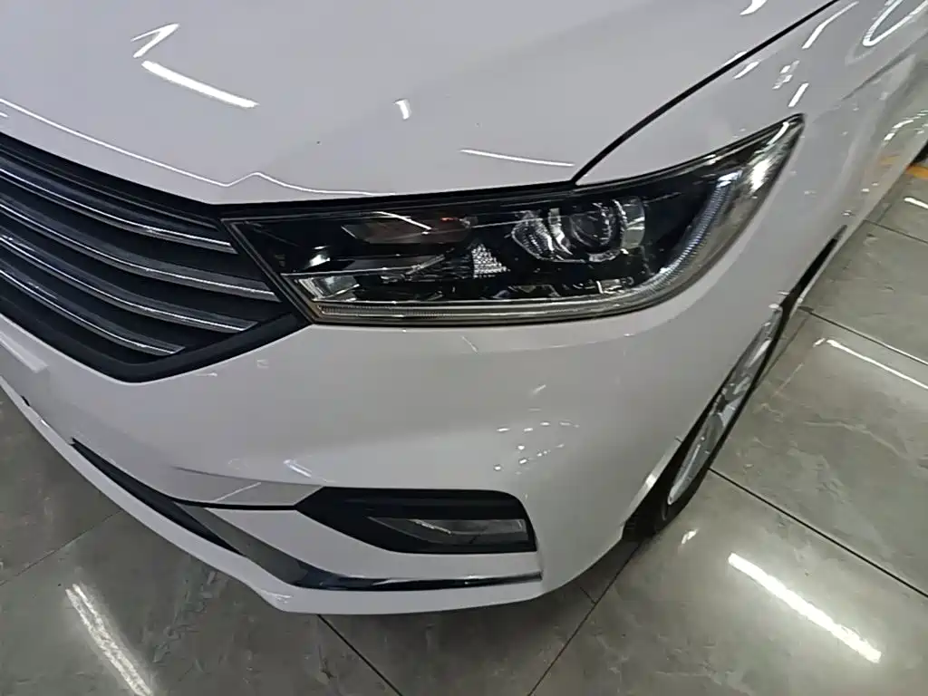 Baojun 360 2018 2018 1.5L Automatic Elite (China V)