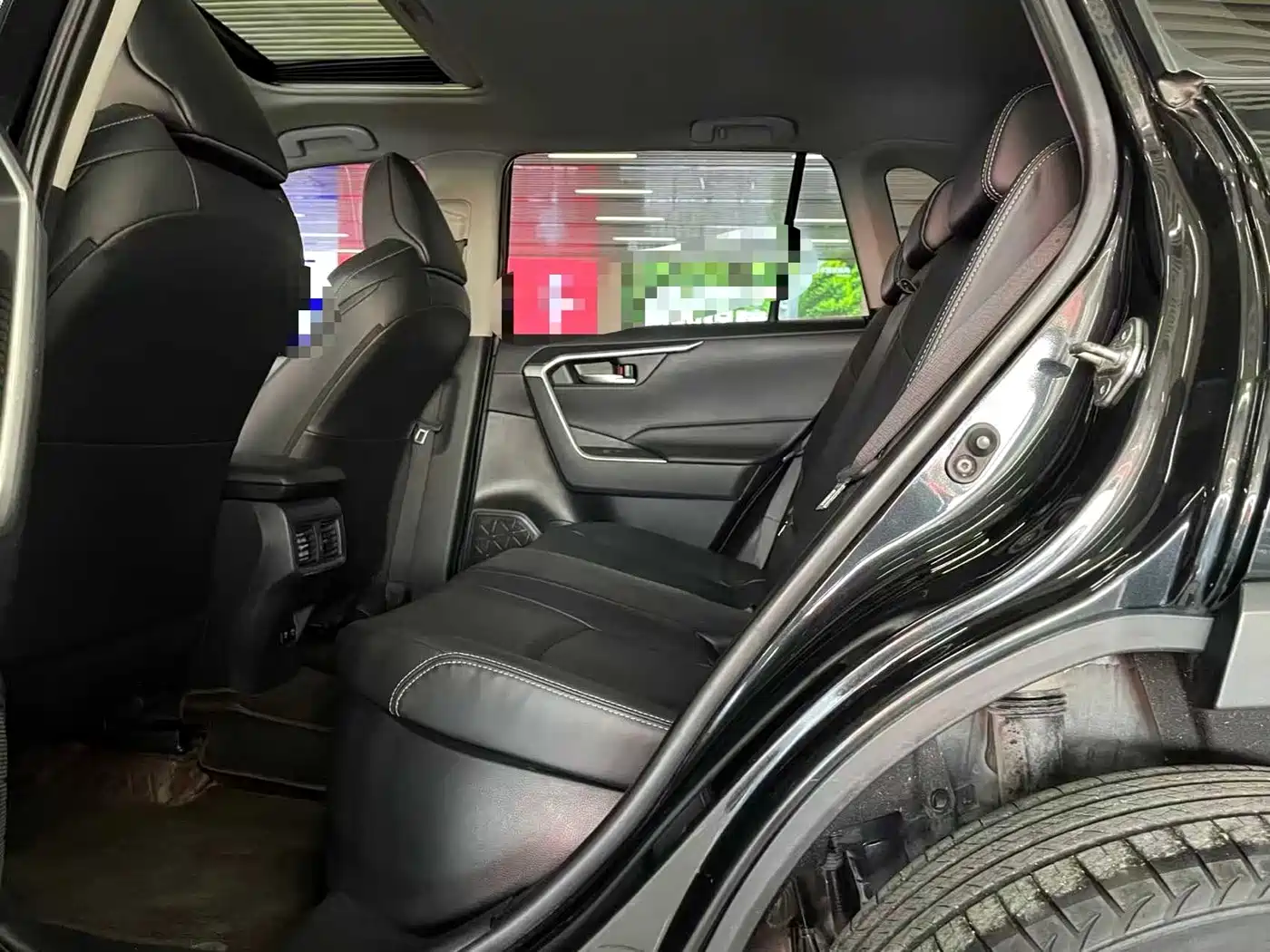 Toyota Wildlander 2021 Hybrid 2.5L E-CVT AWD Luxury Edition фото 9
