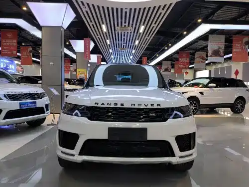 Land Rover Range Rover Sport 2015 3.0 SC V6 HSE DYNAMIC фото 2