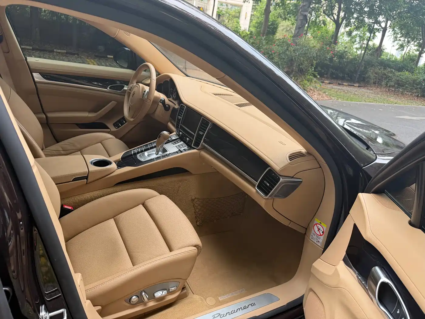 Porsche Panamera 2014 Panamera 3.0T фото 8