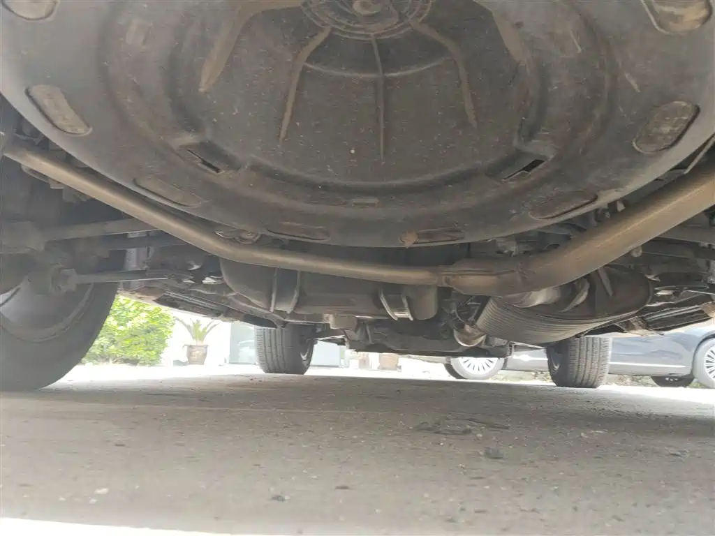 BYD S7 2016 2.0T Auto Premium Plus фото 25