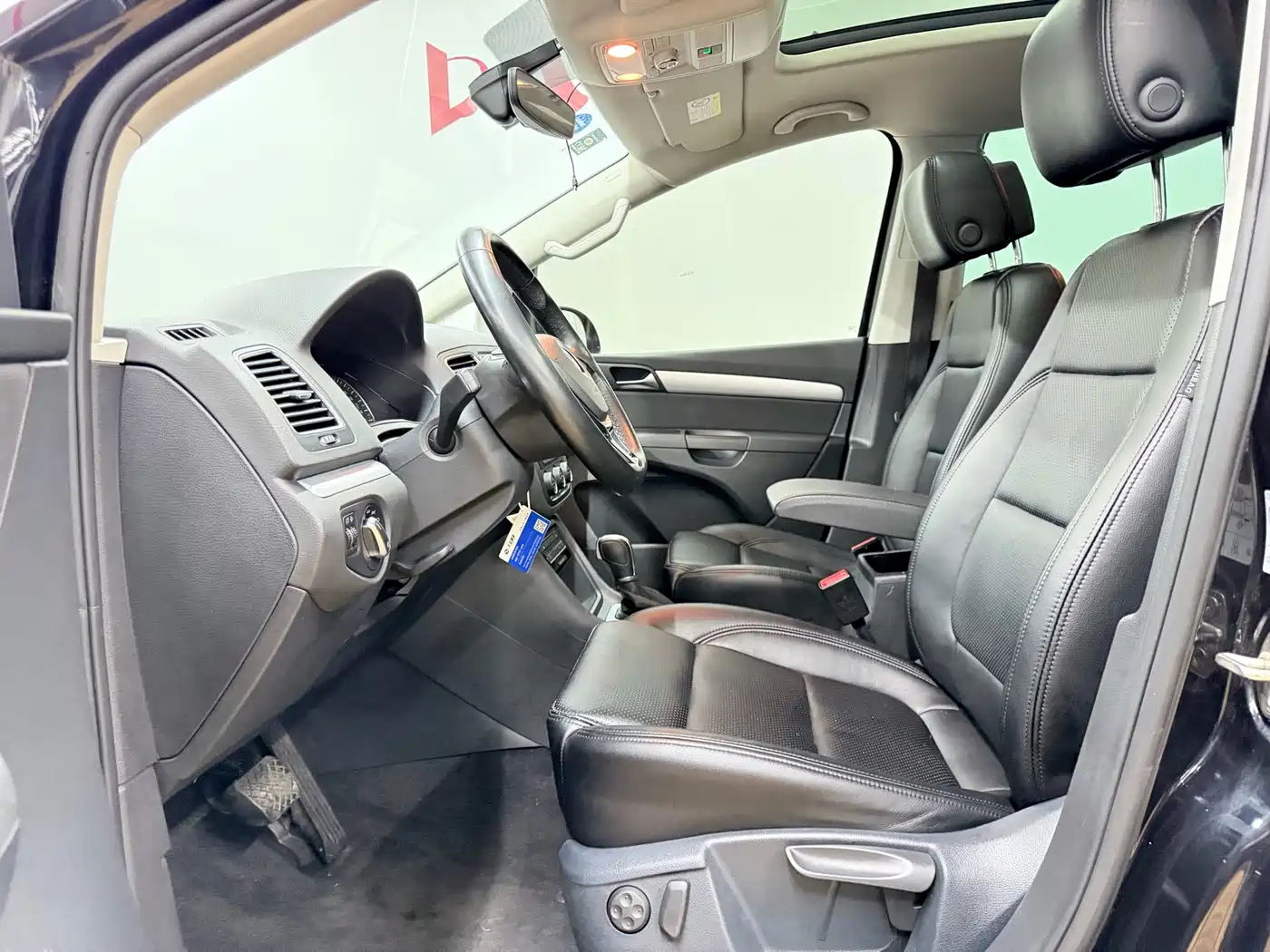 Volkswagen Sharan 2018 380TSI Comfort 7-Seater фото 23