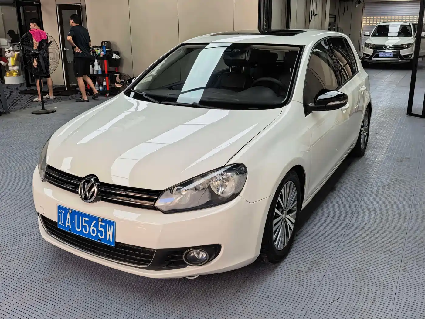 Фото 1 - Volkswagen Golf