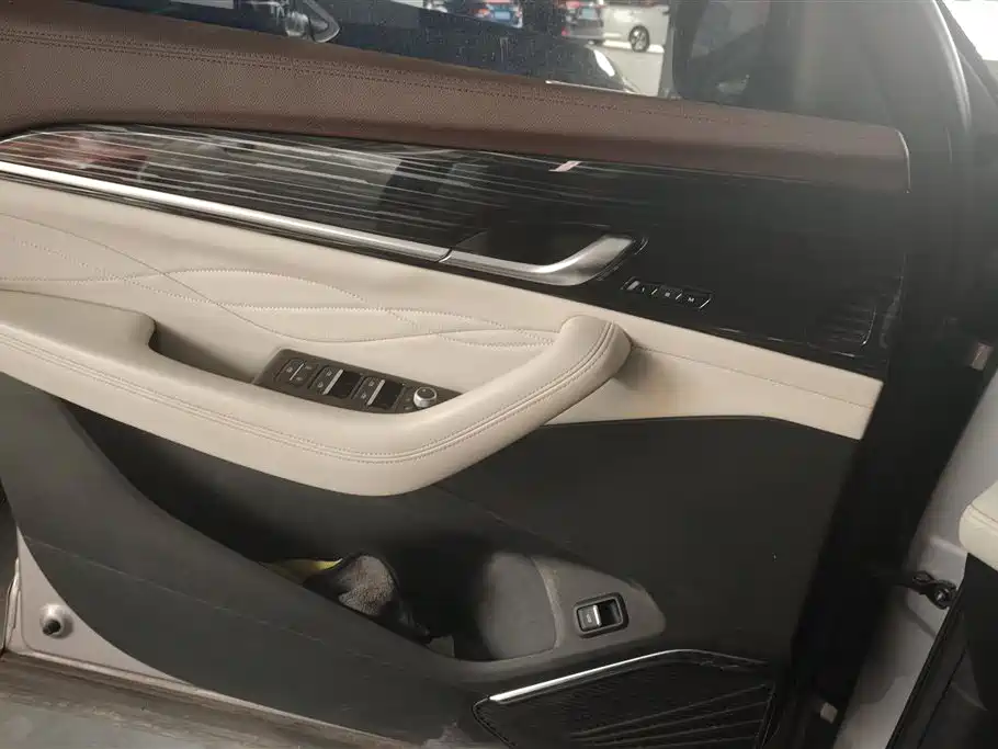 GEELY AUTOMOBILE XINGYUE L