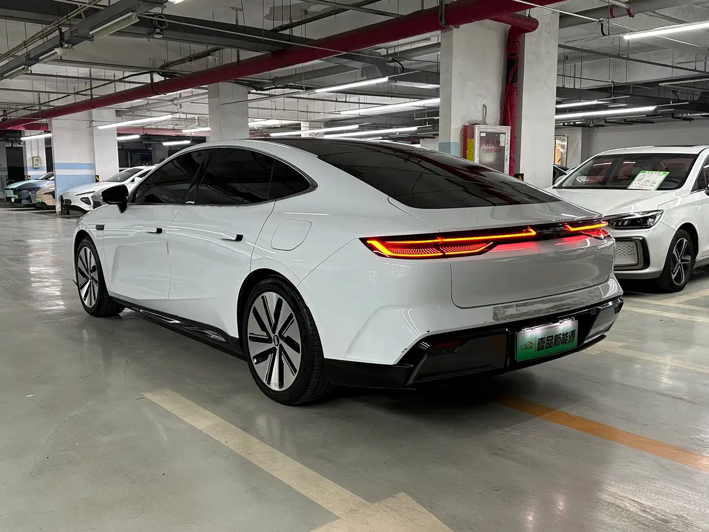 GEELY GALAXY GALAXY E8