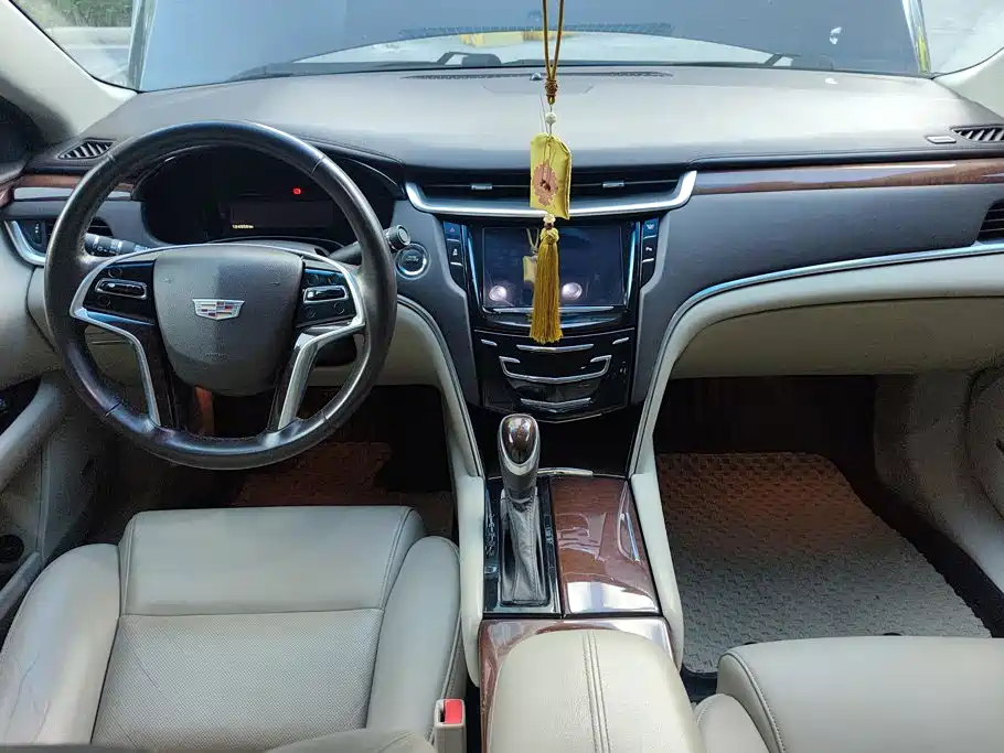 Фото 12 - Cadillac XTS