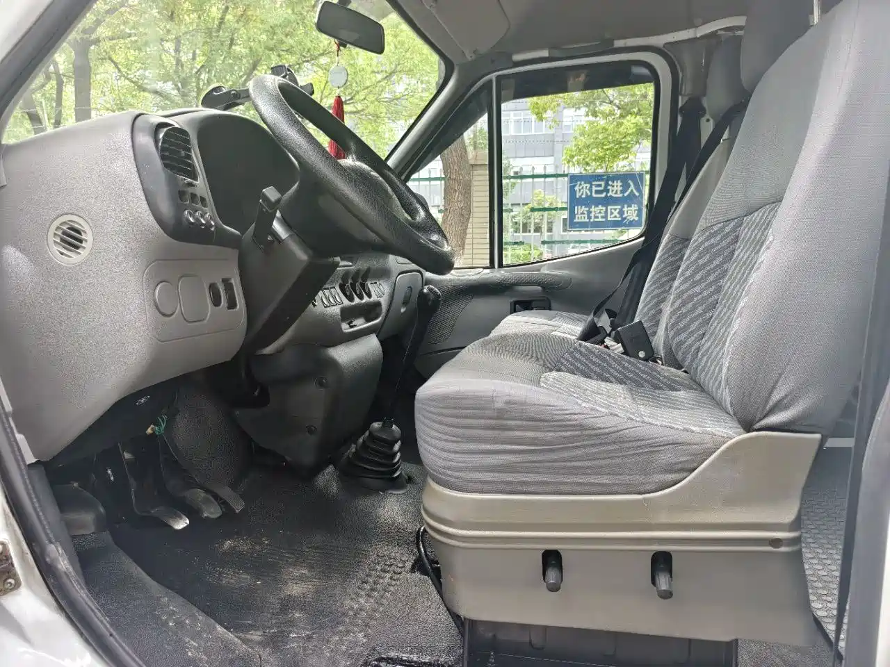 Ford Classic Transit 2016 2016 Model 2.8T Diesel Short Wheelbase 6-Seat Medium Roof Multi-Purpose Vehicle JX493ZLQ4
