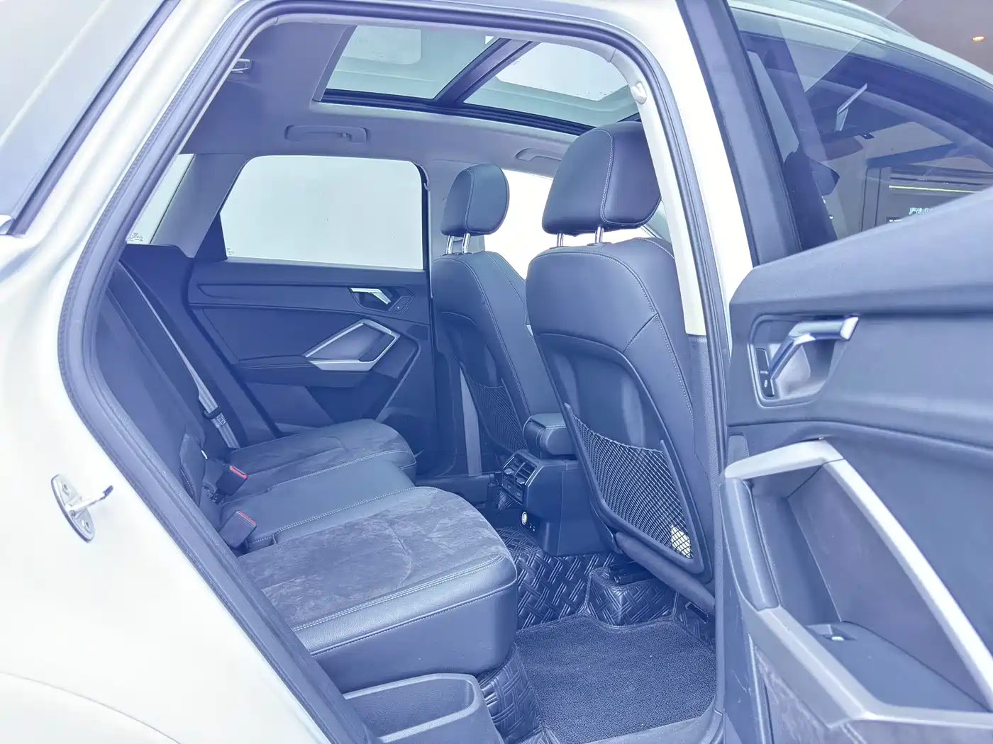 Audi Q3 2022 35 TFSI Fashion Dynamic фото 10