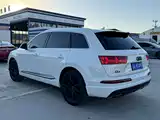 Фото 6 - Audi Q7