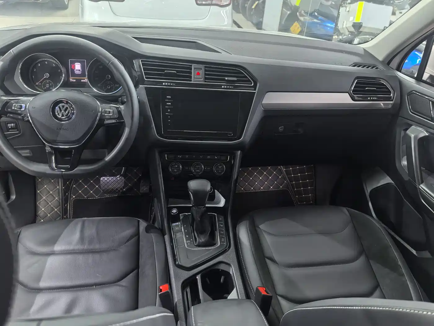 Volkswagen Tiguan L 2020 330TSI Auto 2WD Smart Luxury China VI фото 6