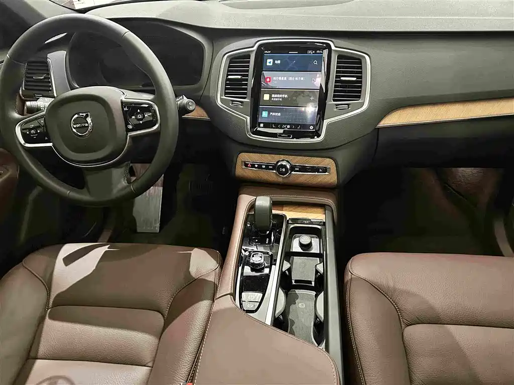 Volvo XC90 2025 2024 B5 Smart Luxury 5-Seater