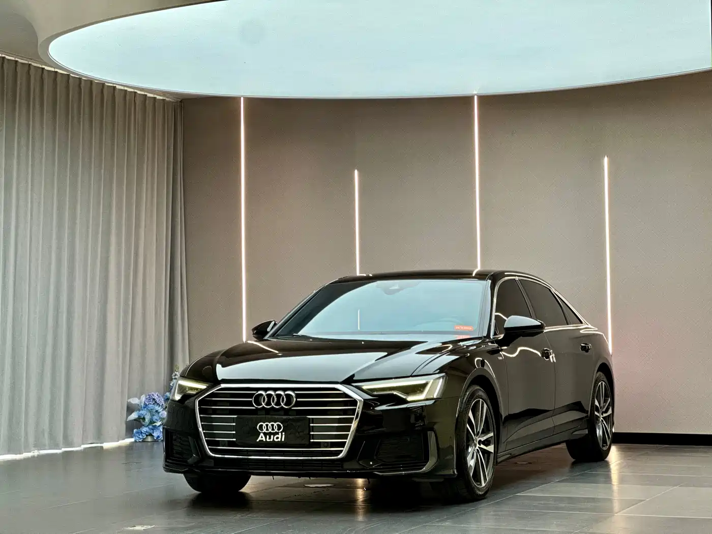 Audi A6L 2021 40 TFSI Luxury Sport
